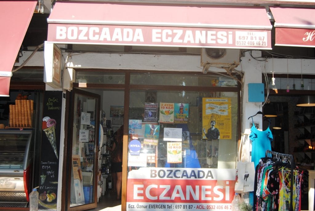 Bozcaada Eczanesi (Nöbetçi Eczane 2025) 3 Bozcaada Eczanesi