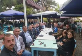 İYİ PARTİ’LİLER BOZCADA’DA BİR ARAYA GELDİ