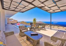 Bozcaada Muhafazakar Villa Nedir ve Nasıl Kiralanır?